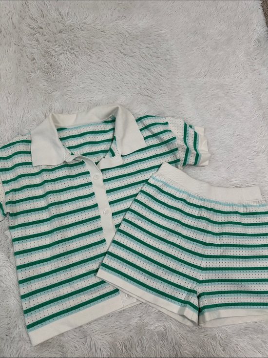 Amazon Sweaters - 🕯️ Amazon Sweater Set